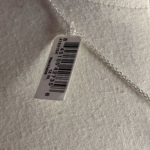 Find silver plated cross diamond necklace - Picture 5 of 6